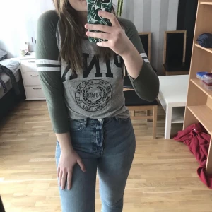 Snygg Pink tröja, storlek S - Snygg, skön Pink tröja i storlek S, nyskick 