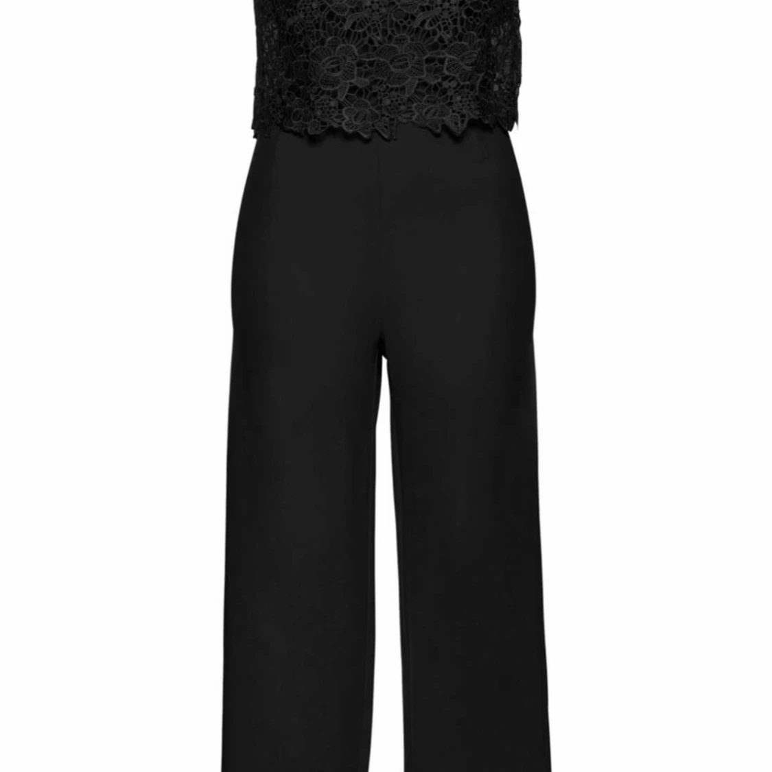 Lång Jumpsuit med Spets - 90