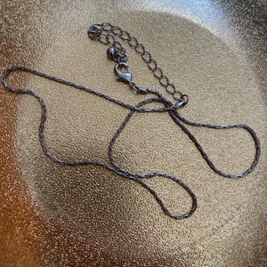 Halsband - Silver ”kedja” Skriv för fler bilder💕 har massa andra smycken uppe