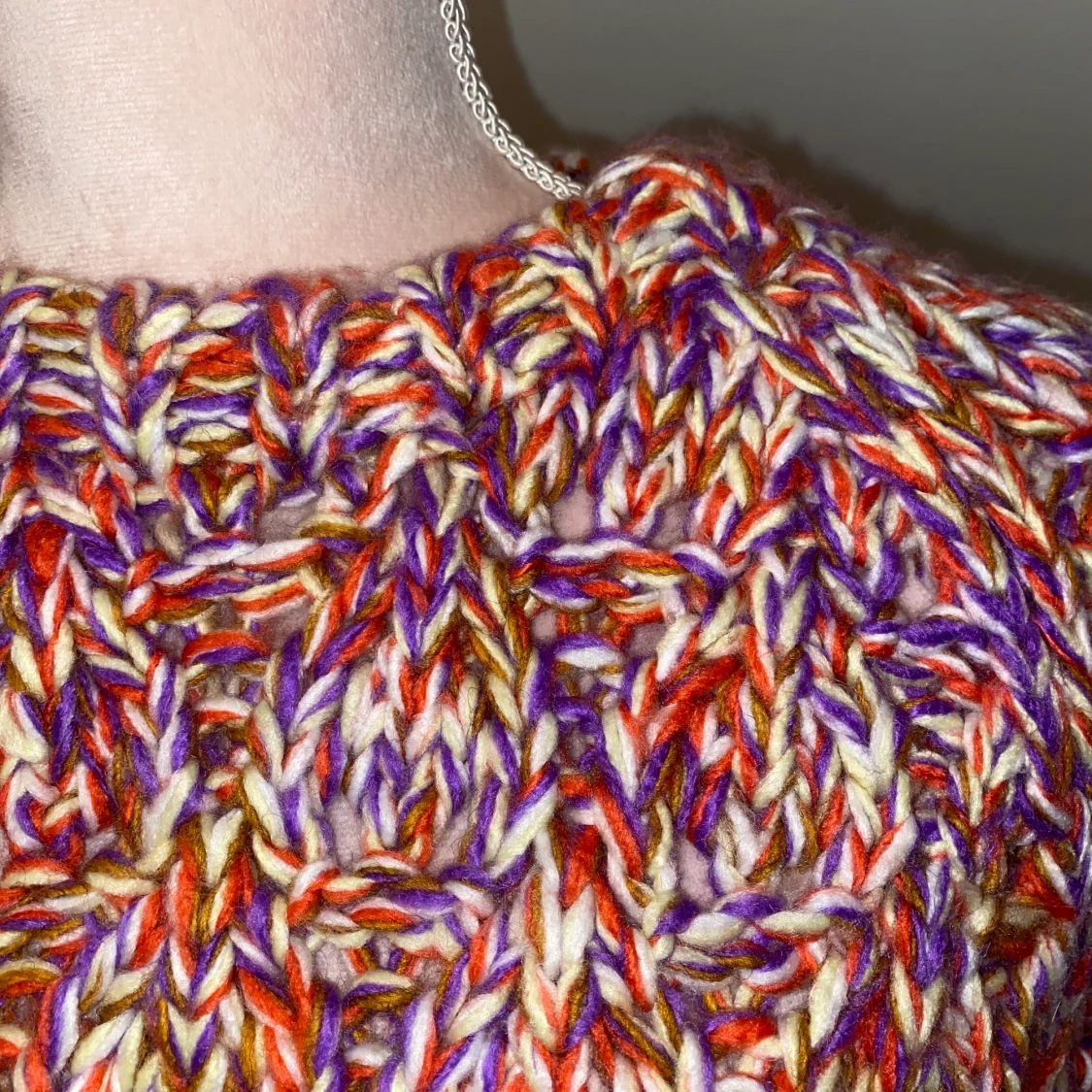 Multifärgad stickad ulltröja - 90