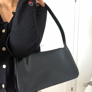 Furla väska  - Väska från furla nypris 2000-3000.