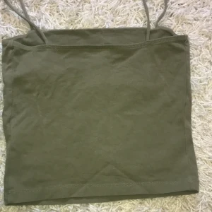 Linne - Ett fint Gina linne som är för litet för mig tyvärr. Använd cirka 3 ggr. Nypris 99kr nu för 45kr