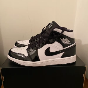 Air Jordan  - Air Jordan 1 Mid Carbon Fiber All-Star 2021. Storlek 46&47 .Helt nya och oanvända.
