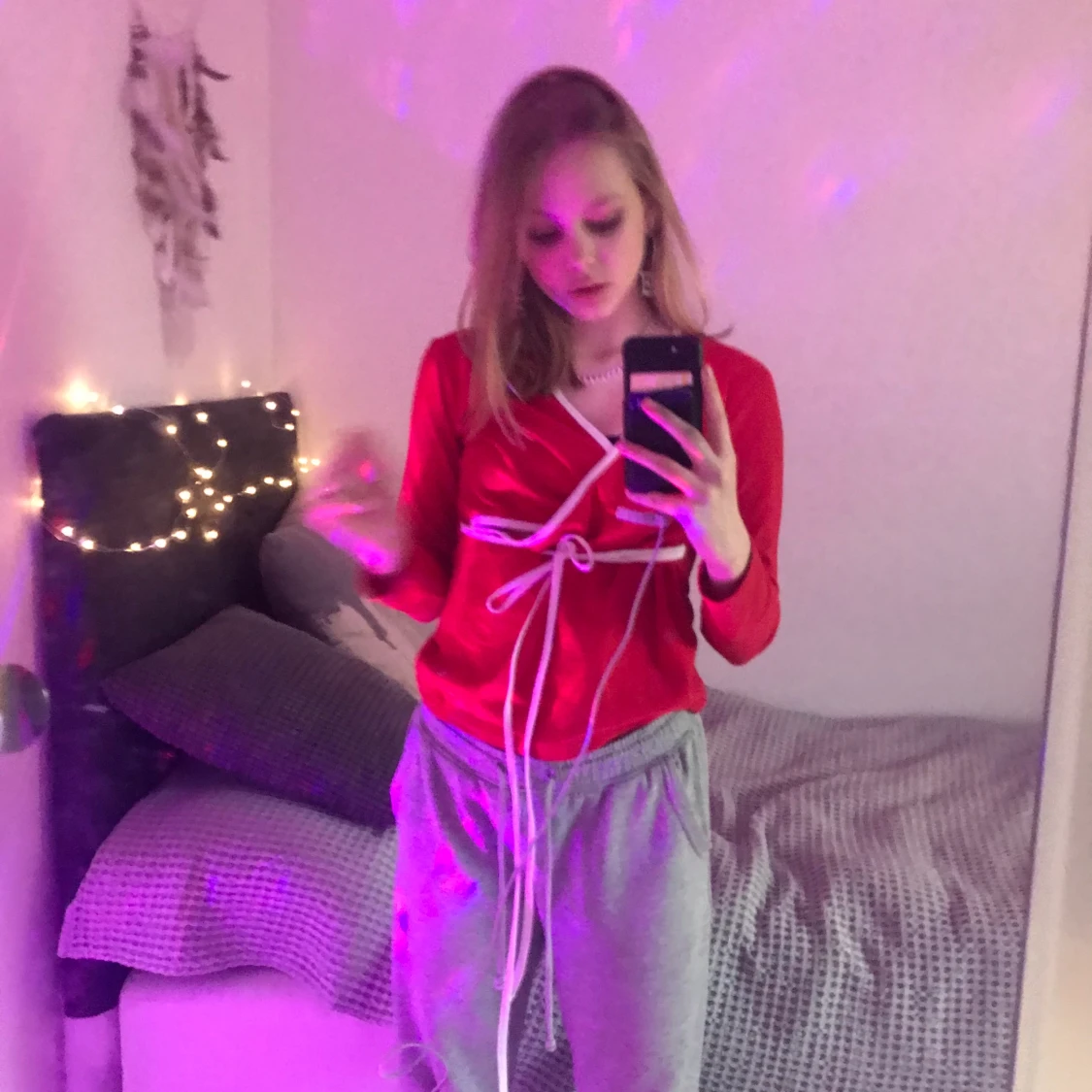 Röd knyten tröja - 90