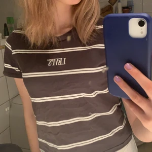 Levis tröja - Säljer denna levis tröjan 