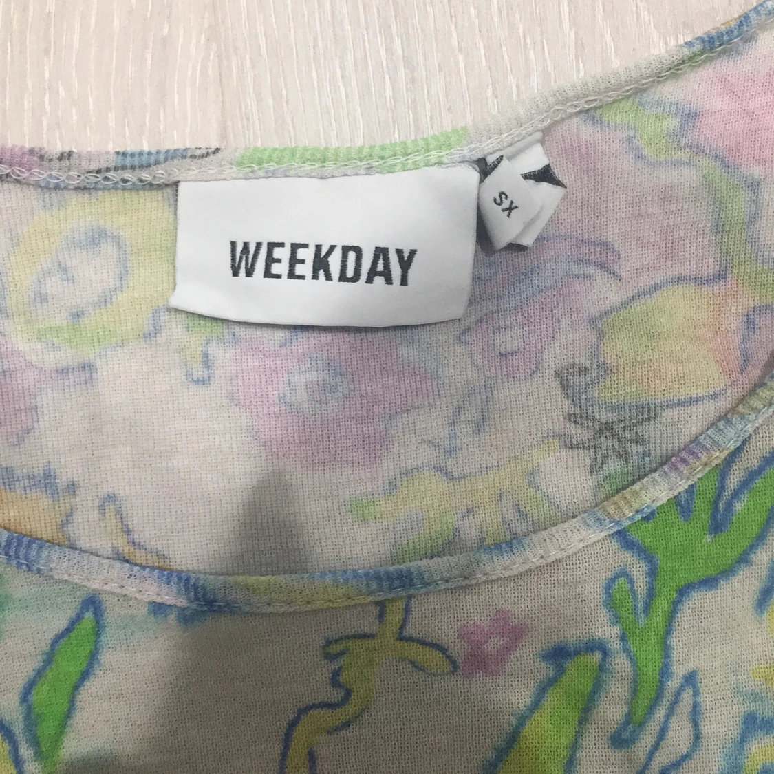 En färgglad linne  - 90