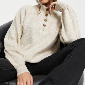 Stickad tröja - Oanvänd stickad tröja från Asos (frakt tillkommer🤍)