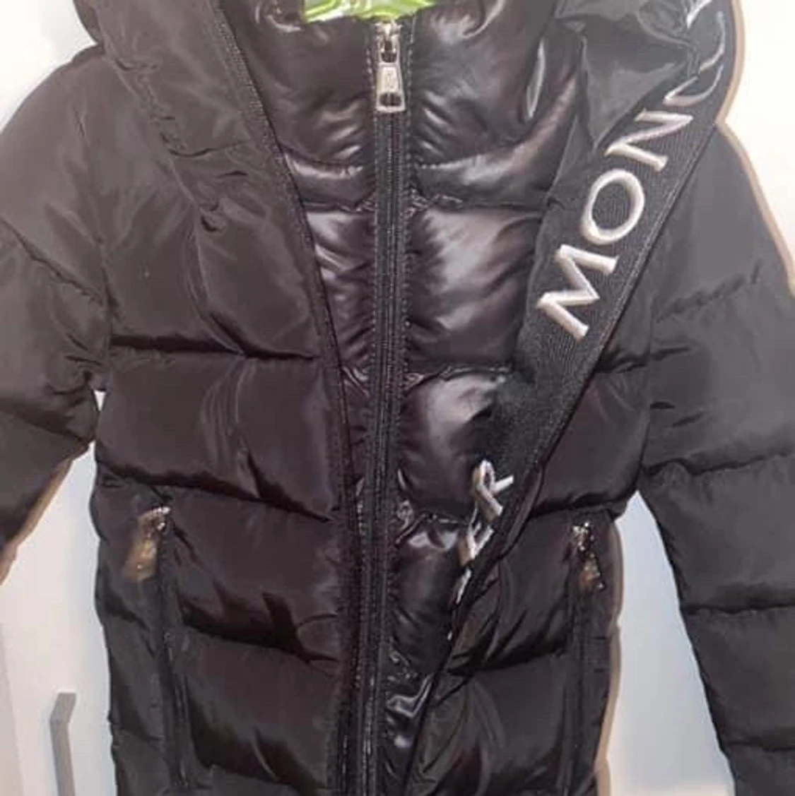 Moncler Jacka Strl M  - 90