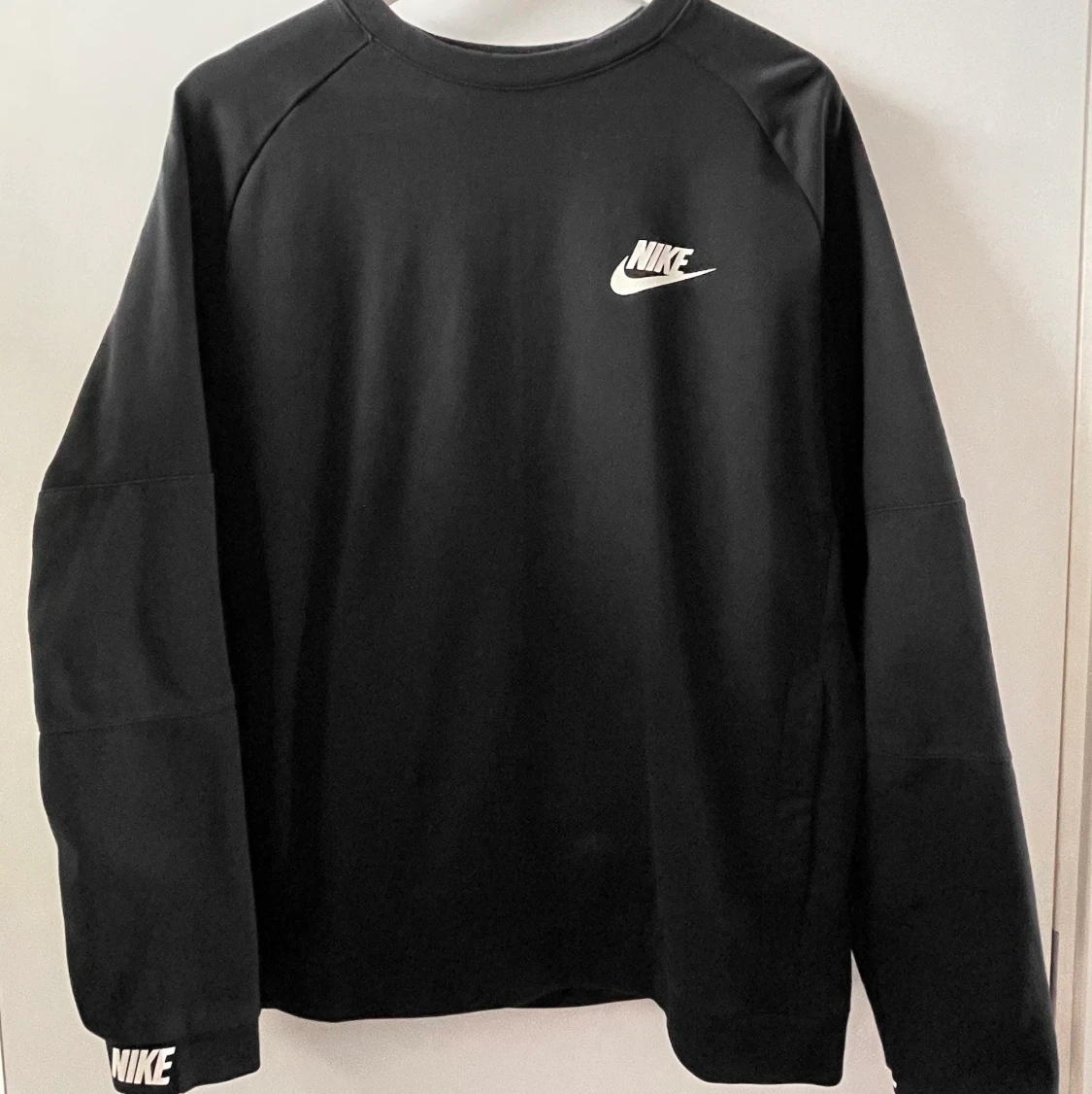 Nike Sweatshirt i storlek L