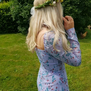 Sommardröm!! - Såå fin klänning från missguided! Använd en gång och säljer bara vid bra pris :) perfekt till sommaren!!