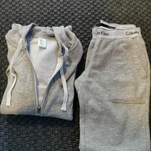 Calvin Klein set, XS - Äkta Calvin Klein set i stl XS i fint skick 