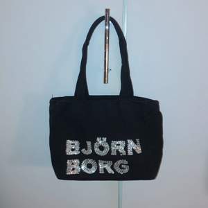 Väska | Björn Borg | Second hand online | Köp på Plick