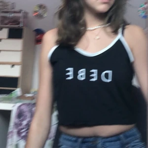 Träningslinne - Säljer detta linne träningslinne pga av att de är lite för stort. Aldrig använt bara testat. Om annan frakt önskas löser jag det.