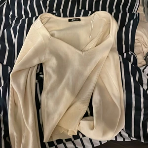 Belva knitted top - En topp som är så fin men aldrig använts 