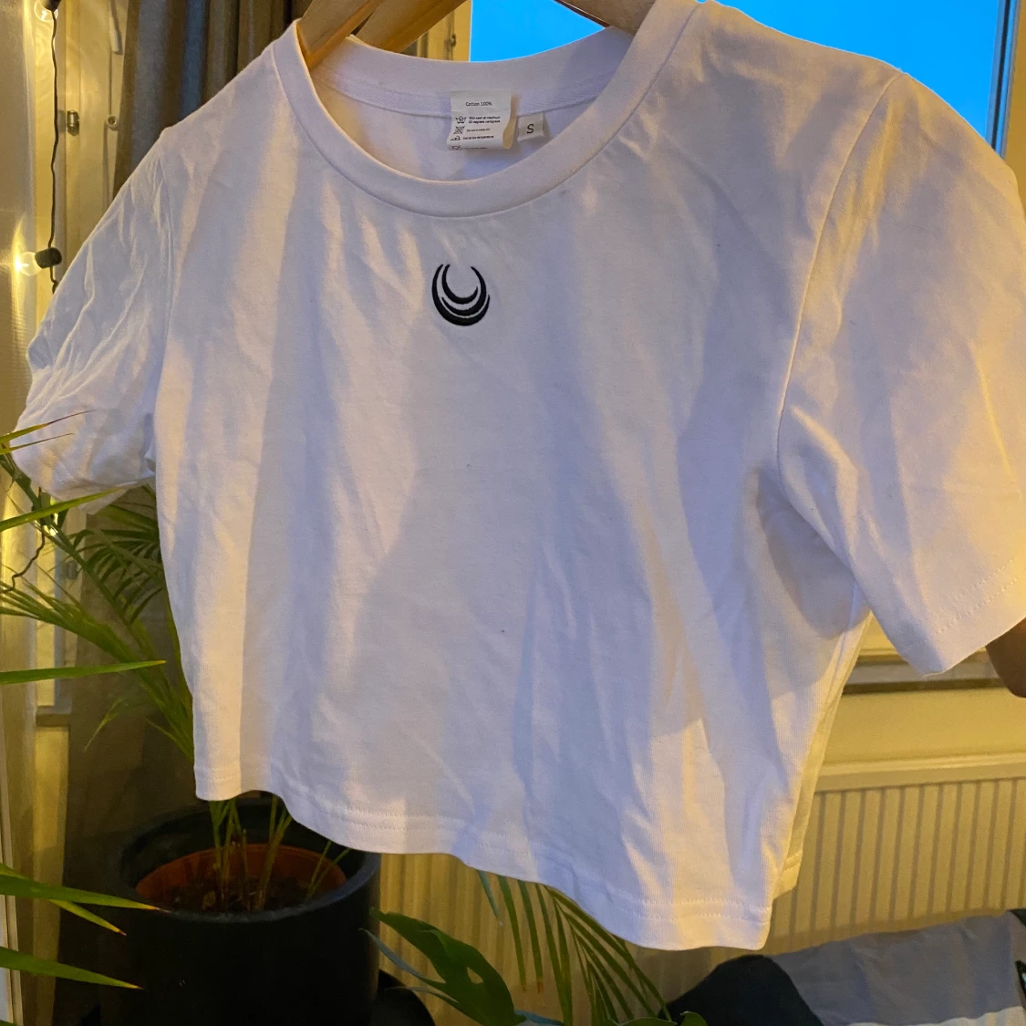 Oanvänd gym tröja  - 90