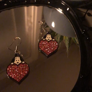 Örhängen  - Väll bevarade häftiga örhängen 