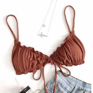 Bikiniöverdel  - Helt oanvänd brun bikini!🤎 124 inklusive frakt:)