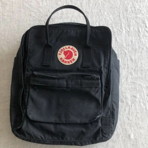 Fjällräven kånken - Svart ryggsäck 16 l.