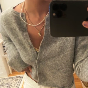 Kofta från zara - Stickad kofta från zara! Jätre fint skick