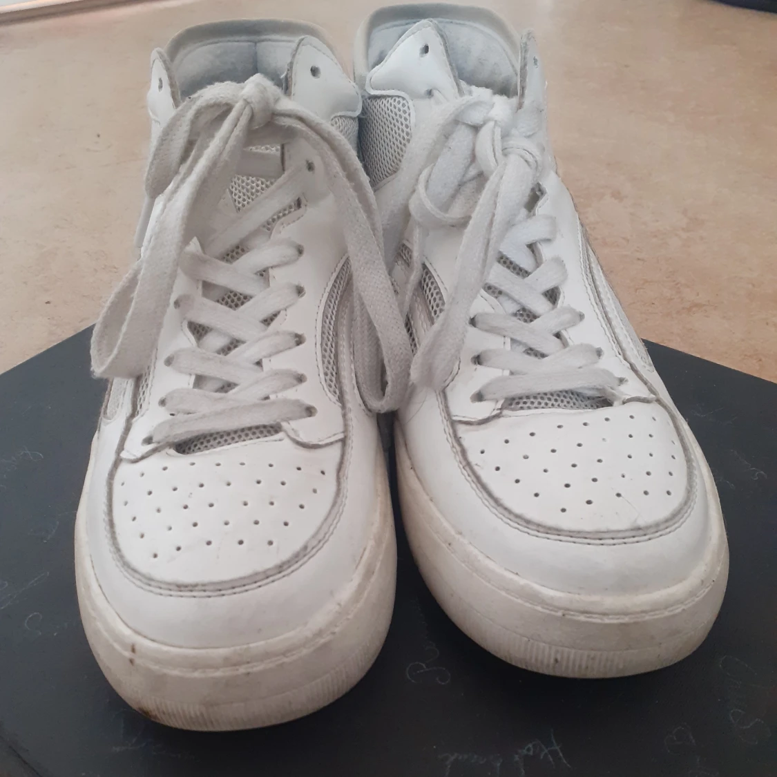Vita sneakers