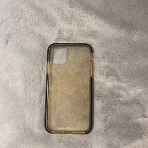 Skal iphone 11 + Iphone XR - Ett genomskinligt SKYDDANDE skal till iphone 11 + Iphone XR 