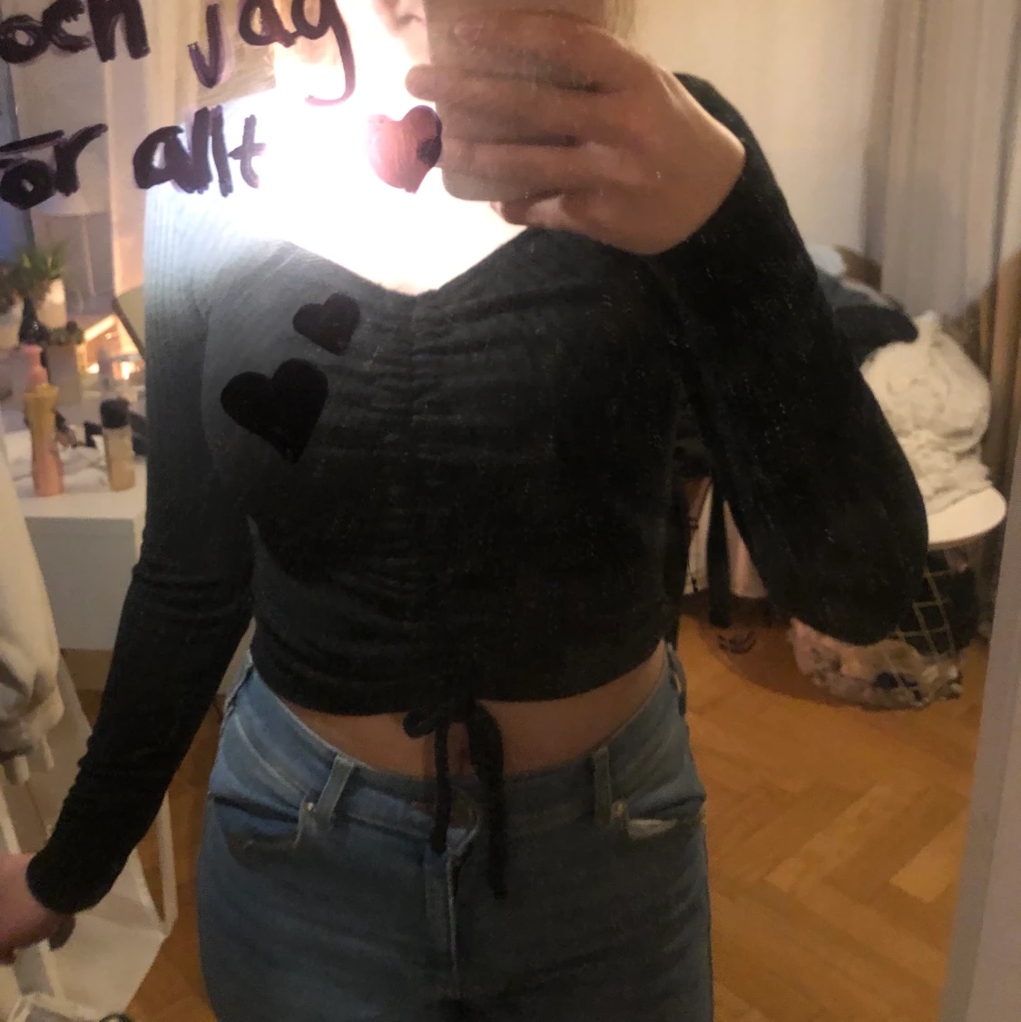 Tröja med snörning