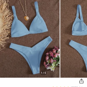 Bikini - Intressekoll på detta riktigt snygga bikini set från Shein. Det var en aning stort och känner därför att någon annan skulle kunna bära det bättre. Bra kvalitet och stort sätt bra med storleken. 