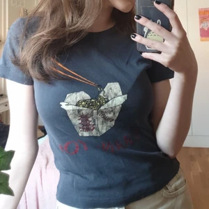 Ramen t-shirt  - Super fin ramen t-snitt som jag inte använder längre 