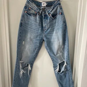 JEANS - Jeans från Lager 157! Säljer då de är för korta för mig