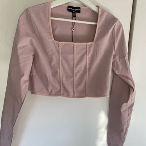 Girl order  - Aldrig använd för den passar inte men väldigt fin:) 