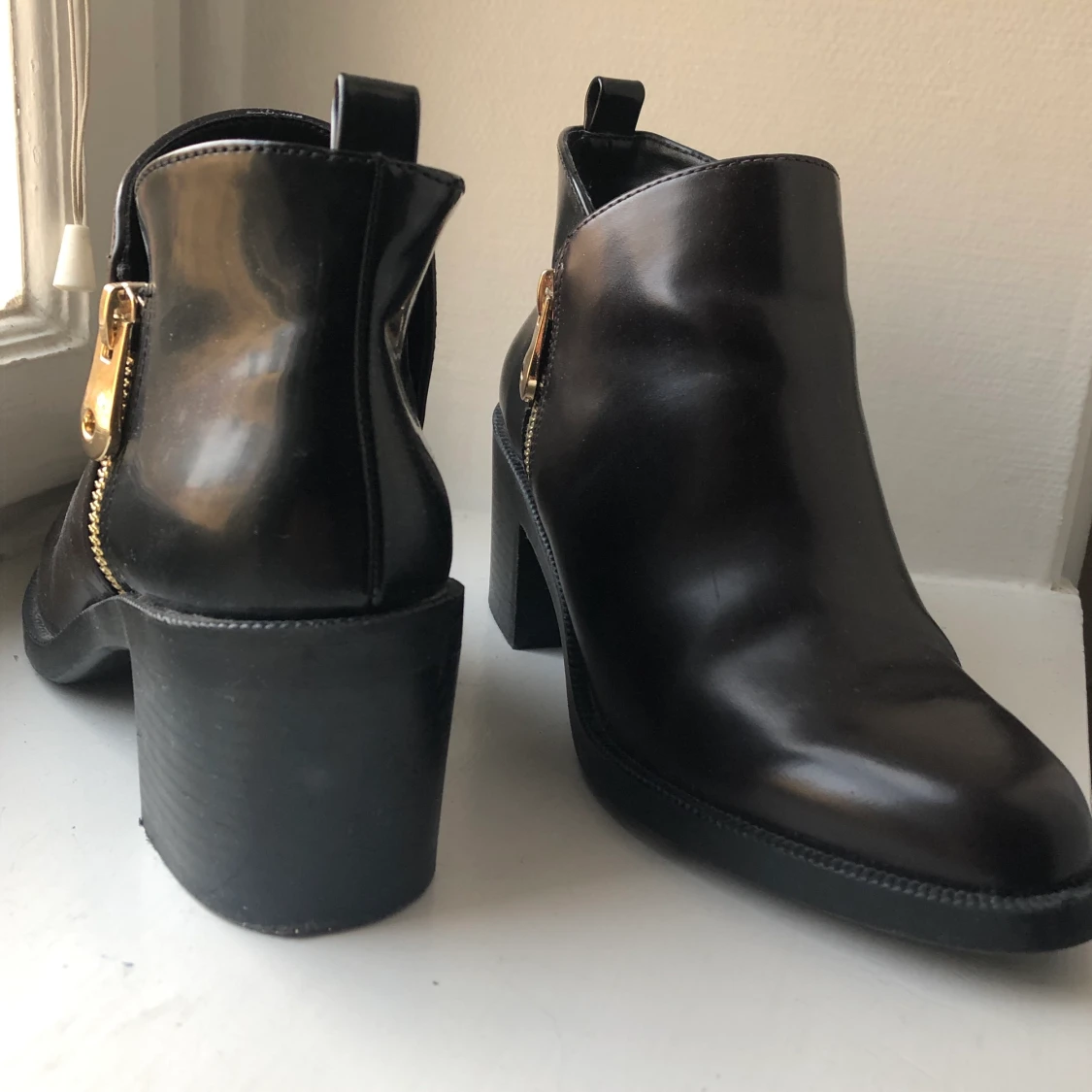 Zara Boots - 90