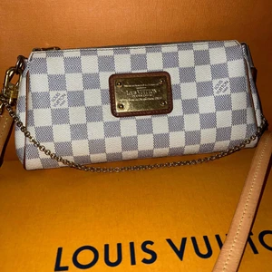 Lv väska  - Lv Eva crossbody Damier  Nyskick!!  Låda,dust,card ✅ 