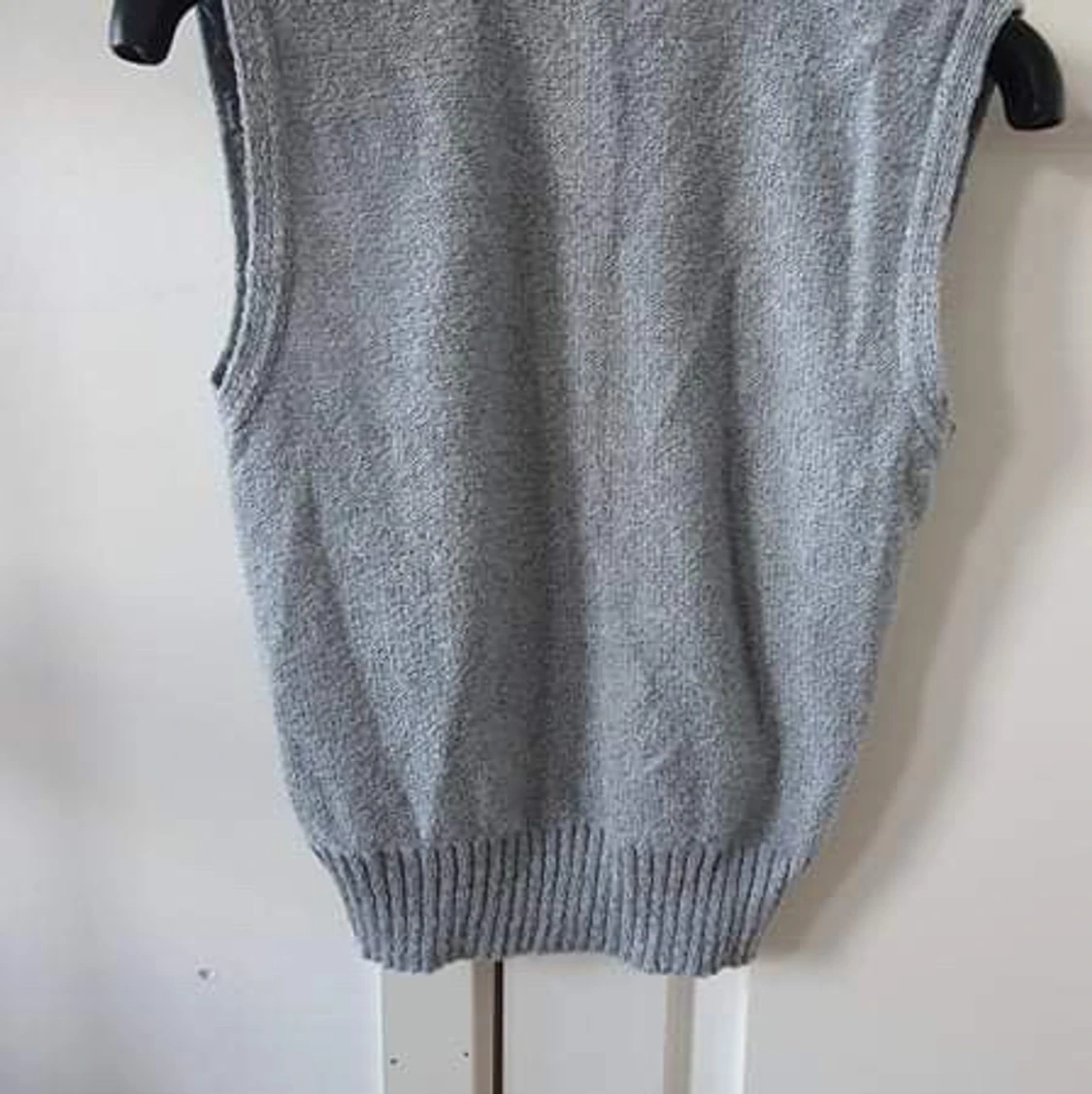 Grå Tröja med knappar  - 90