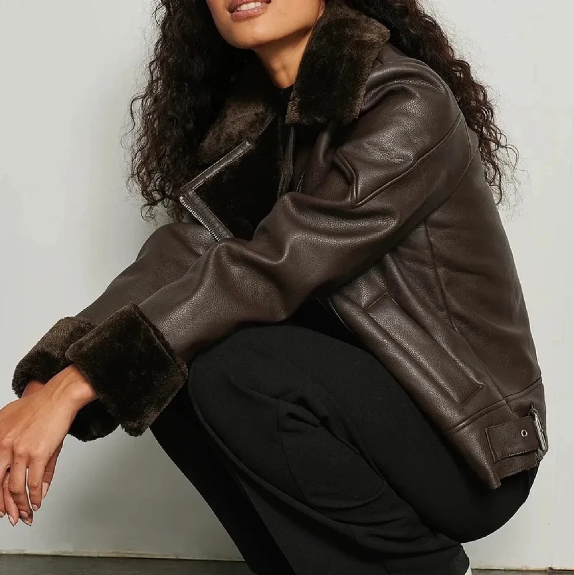 Brown leather jacket - 90