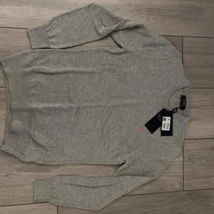 Polo Ralph lauren tröja - Helt ny polo Ralph lauren tröja i storlek xl men passar L