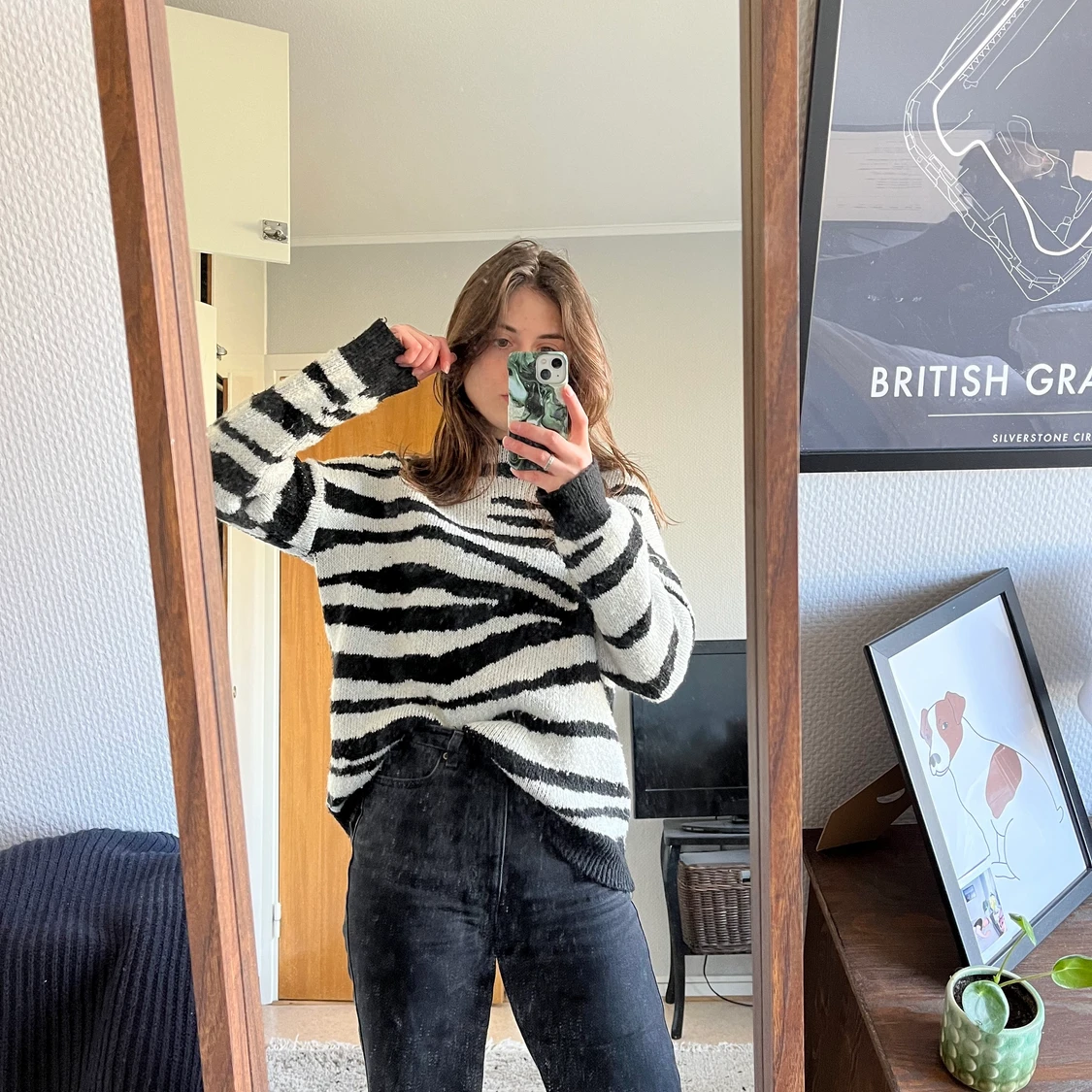 Zebramönstrad stickad tröja