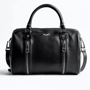 Zadig & voltaire väska - Säljer min svarta Zadig väska i modellen Sunny Medium Studs Bag. Skriv för fler bilder🖤 