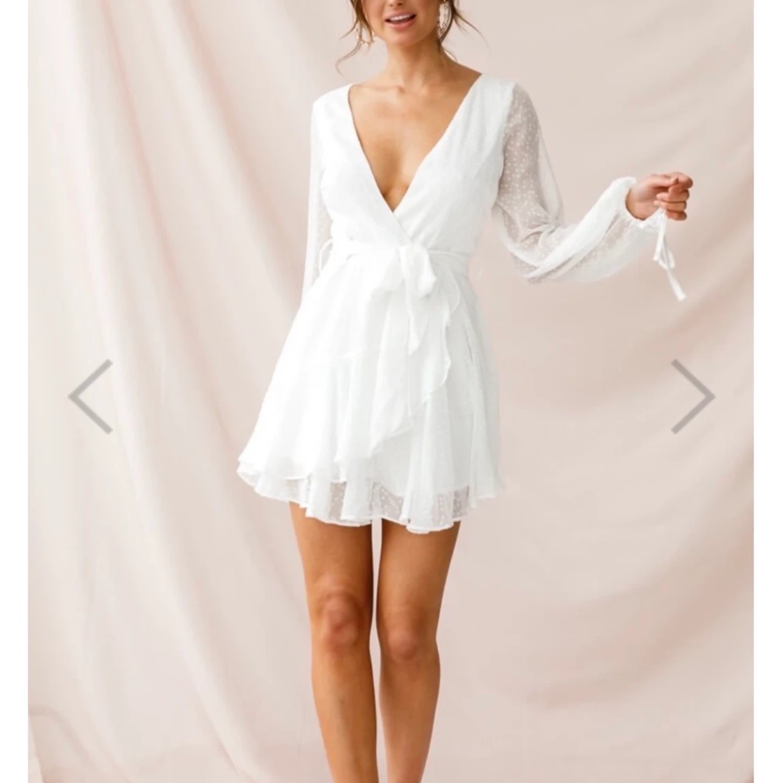 Vit klänning (Studentklänning) 🤎 - 90