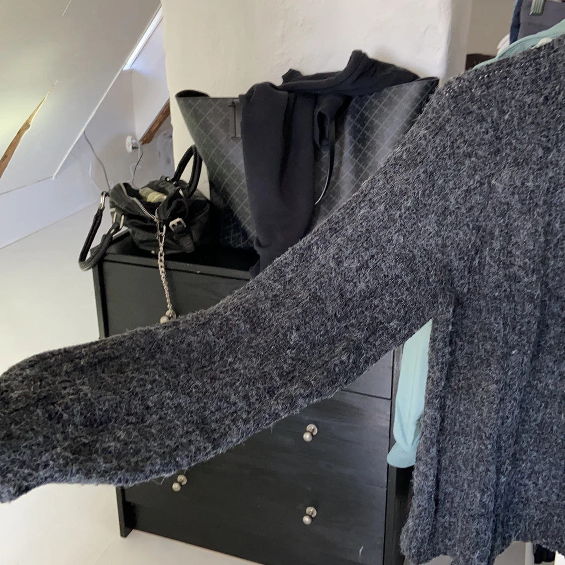 Mörkgrå stickad tröja - 90