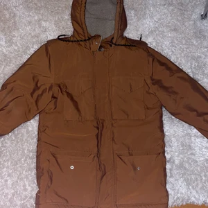 River Island jacka storlek S - Brun jacka från River Island, storlek Small, lika fräsch som när jag köpte den:)