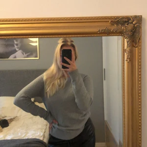 Stickad tröja - Grå stickad tröja från Vero Moda, storlek S passar även M