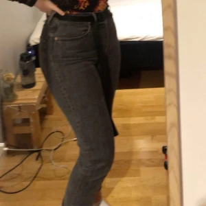 Svarta levi’s 501 - Fint skick