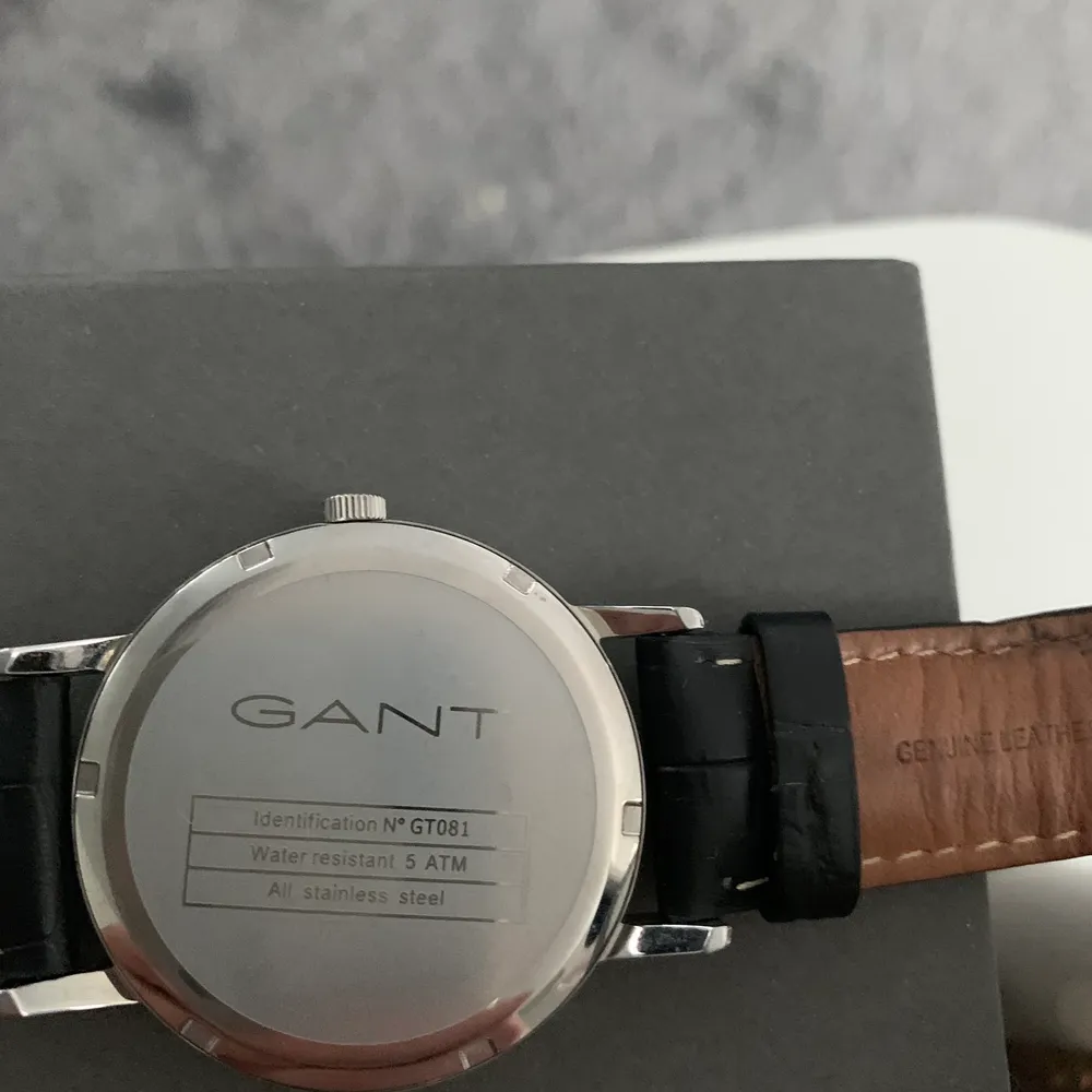 Säljer nu min Gant klocka som är använt Max 10 gånger. Den är i nyskick. . Accessoarer.