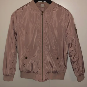 Jacka  - Har använts 4 gånger 