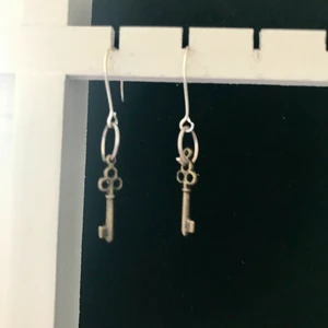 Örhängen ✨ - ✨✨✨