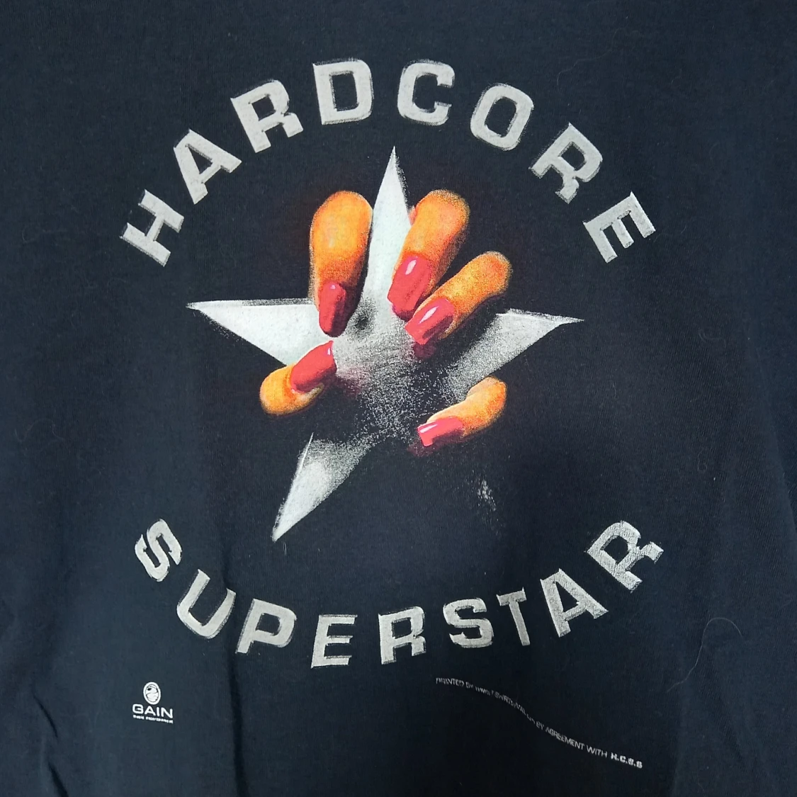 svart t-shirt med tryck - 90