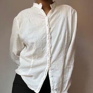 Skjorta/blus - Superfin blus i storlek S, knappt använd💖