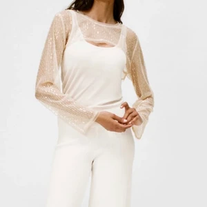 SÖKER!!! - Söker denna topp i samtliga storlekar!!!!