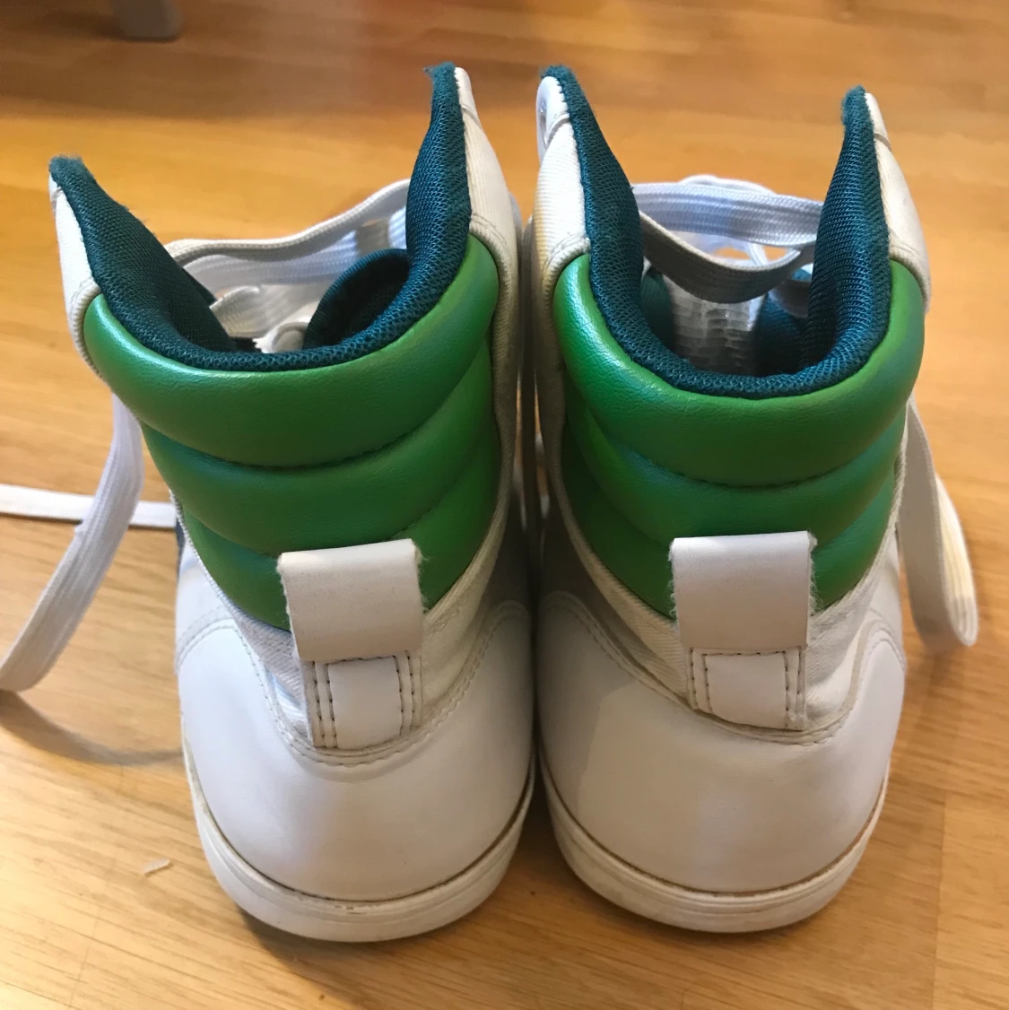 Hummel “retro” sneakers  - 90