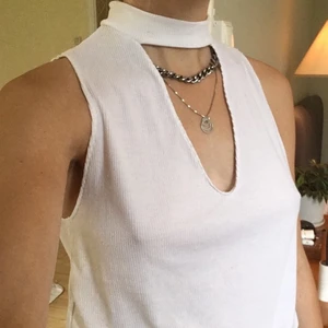 Linne med polo  - Perfekt sommarlinne från Zara. Strl S